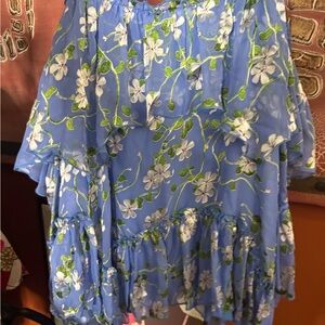 Alice + Olivia Cream Ruffled Blouse